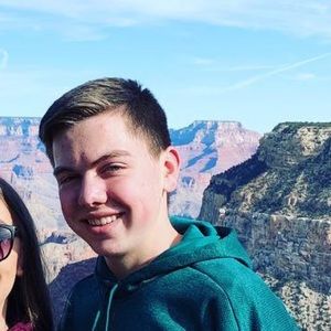 Meet your Posher, Cole